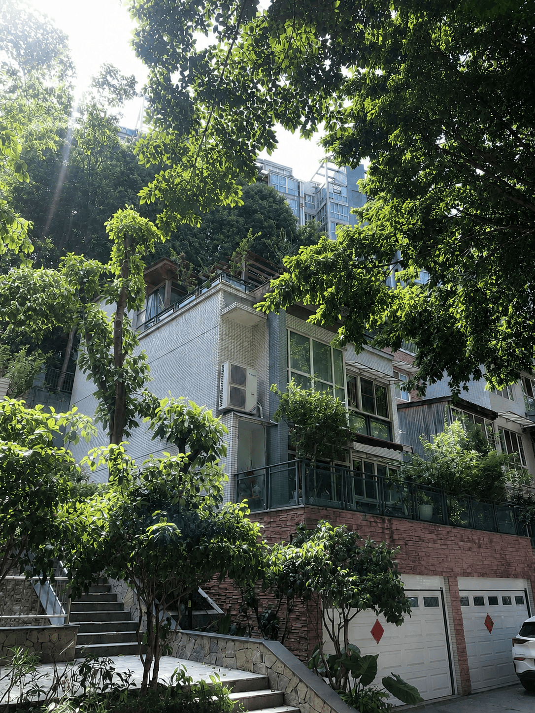 嘉定岛居岁月从容升级：小小岛老别墅加装蒂升悦行款电梯
